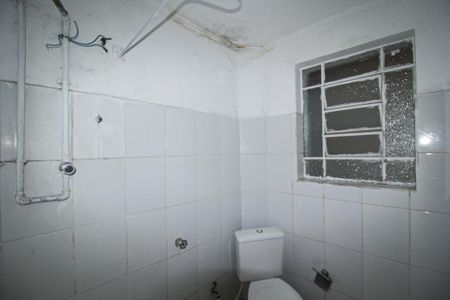 Casa para alugar com 114m², 2 quartos e 1 vaga Casa para alugar com 114m², 2 quartos e 1 vagaBanheiro