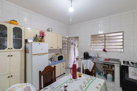 Casa à venda com 201m², 6 quartos e 2 vagas Casa à venda com 201m², 6 quartos e 2 vagasCasa 2 - Cozinha