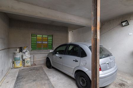 Casa à venda com 201m², 6 quartos e 2 vagas Casa à venda com 201m², 6 quartos e 2 vagasGaragem