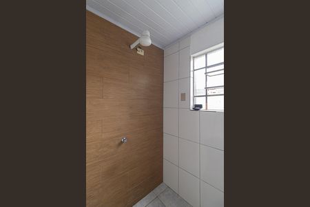Casa à venda com 201m², 6 quartos e 2 vagas Casa à venda com 201m², 6 quartos e 2 vagasCasa 1 - Banheiro
