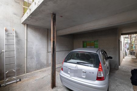 Casa à venda com 201m², 6 quartos e 2 vagas Casa à venda com 201m², 6 quartos e 2 vagasGaragem