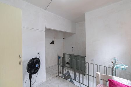 Casa à venda com 201m², 6 quartos e 2 vagas Casa à venda com 201m², 6 quartos e 2 vagasCasa 4 - Quarto