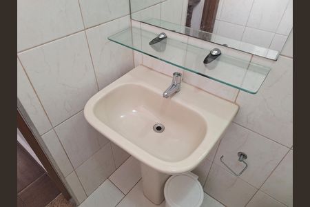 Casa para alugar com 300m², 2 quartos e 5 vagas Casa para alugar com 300m², 2 quartos e 5 vagasBanheiro