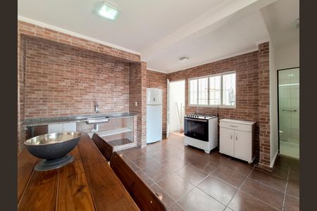 Casa para alugar com 300m², 2 quartos e 5 vagas Casa para alugar com 300m², 2 quartos e 5 vagasCozinha