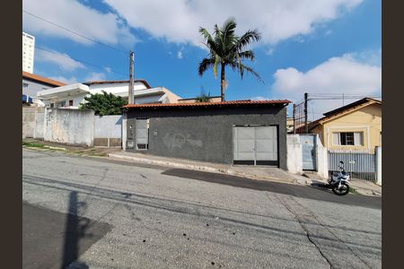 Casa para alugar com 300m², 2 quartos e 5 vagas Casa para alugar com 300m², 2 quartos e 5 vagasFachada