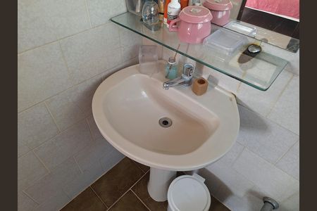 Casa para alugar com 300m², 2 quartos e 5 vagas Casa para alugar com 300m², 2 quartos e 5 vagasBanheiro Quarto 2