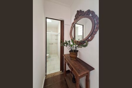 Casa para alugar com 300m², 2 quartos e 5 vagas Casa para alugar com 300m², 2 quartos e 5 vagasBanheiro