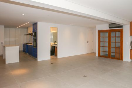 Apartamento para alugar com 131m², 2 quartos e 2 vagas Apartamento para alugar com 131m², 2 quartos e 2 vagasSala e Varanda Gourmet