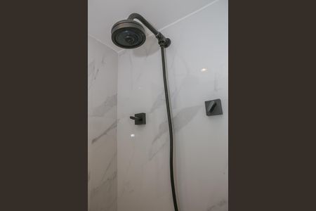 Apartamento para alugar com 131m², 2 quartos e 2 vagas Apartamento para alugar com 131m², 2 quartos e 2 vagasBanheiro 2 da Suíte 1