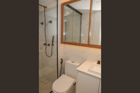 Apartamento para alugar com 131m², 2 quartos e 2 vagas Apartamento para alugar com 131m², 2 quartos e 2 vagasBanheiro 2 da Suíte 1