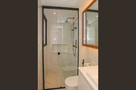 Apartamento para alugar com 131m², 2 quartos e 2 vagas Apartamento para alugar com 131m², 2 quartos e 2 vagasBanheiro 1 da Suíte 1