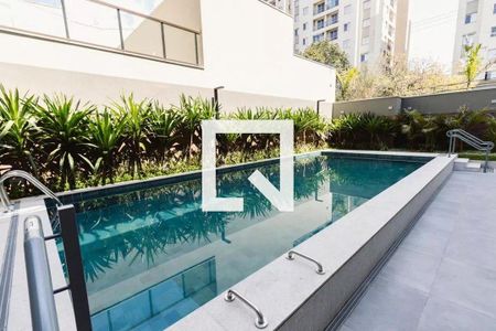 Apartamento para alugar com 131m², 2 quartos e 2 vagas Apartamento para alugar com 131m², 2 quartos e 2 vagasÁrea comum - Piscina