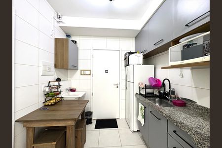 Apartamento à venda com 37m², 1 quarto e sem vaga Apartamento à venda com 37m², 1 quarto e sem vagaCozinha e Área de Serviço