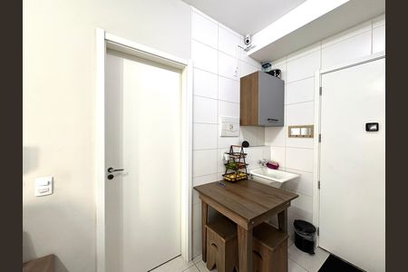 Apartamento à venda com 37m², 1 quarto e sem vaga Apartamento à venda com 37m², 1 quarto e sem vagaCozinha e Área de Serviço
