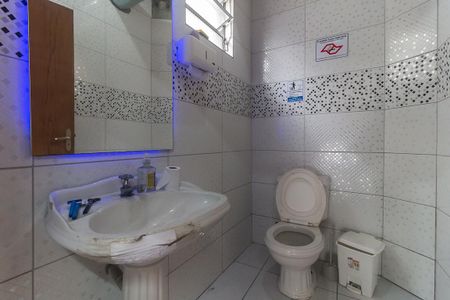 Banheiro de kitnet/studio para alugar com 1 quarto, 54m² em Jardim Esperanca, Mogi das Cruzes