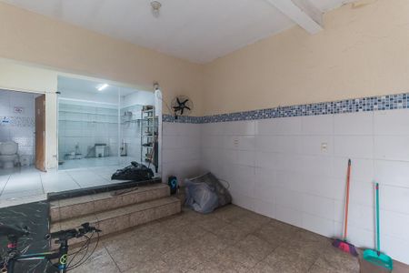 Garagem de kitnet/studio para alugar com 1 quarto, 54m² em Jardim Esperanca, Mogi das Cruzes