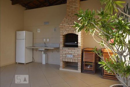 Apartamento à venda com 44m², 2 quartos e 1 vaga Apartamento à venda com 44m², 2 quartos e 1 vagaÁrea comum - Churrasqueira