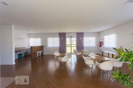 Apartamento à venda com 44m², 2 quartos e 1 vaga Apartamento à venda com 44m², 2 quartos e 1 vagaÁrea comum - Salão de festas
