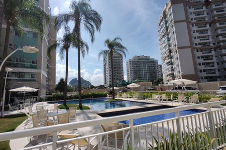Apartamento para alugar com 86m², 3 quartos e 2 vagas Apartamento para alugar com 86m², 3 quartos e 2 vagasÁrea comum - Piscina