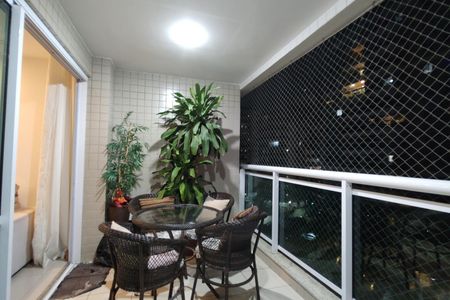 Apartamento para alugar com 86m², 3 quartos e 2 vagas Apartamento para alugar com 86m², 3 quartos e 2 vagasVaranda