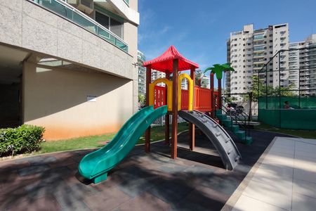 Apartamento para alugar com 86m², 3 quartos e 2 vagas Apartamento para alugar com 86m², 3 quartos e 2 vagasÁrea comum - Playground