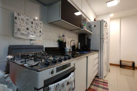 Apartamento para alugar com 86m², 3 quartos e 2 vagas Apartamento para alugar com 86m², 3 quartos e 2 vagasCozinha - Armários