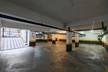 Apartamento para alugar com 47m², 1 quarto e 1 vaga Apartamento para alugar com 47m², 1 quarto e 1 vagaGaragem