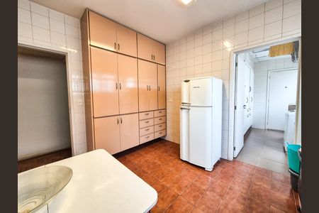 Apartamento à venda com 135m², 3 quartos e 1 vaga Apartamento à venda com 135m², 3 quartos e 1 vagaCozinha