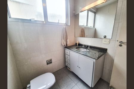 Apartamento à venda com 135m², 3 quartos e 1 vaga Apartamento à venda com 135m², 3 quartos e 1 vagaBanheiro da Suíte