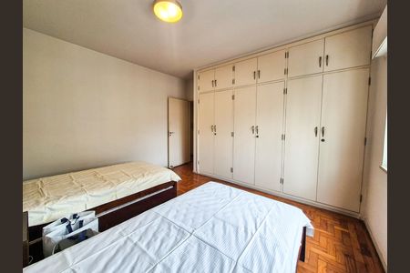 Apartamento à venda com 135m², 3 quartos e 1 vaga Apartamento à venda com 135m², 3 quartos e 1 vagaQuarto 2