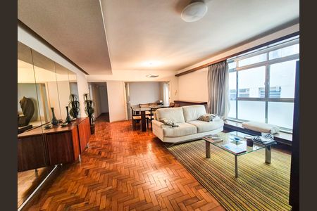 Apartamento à venda com 135m², 3 quartos e 1 vaga Apartamento à venda com 135m², 3 quartos e 1 vagaSala