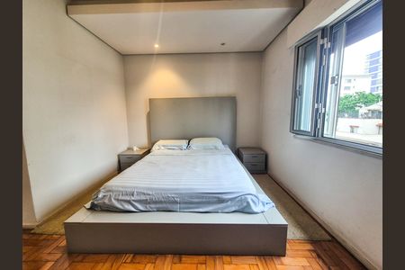 Apartamento à venda com 135m², 3 quartos e 1 vaga Apartamento à venda com 135m², 3 quartos e 1 vagaSuíte