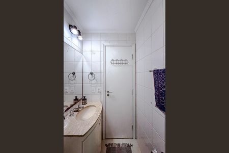 Apartamento à venda com 90m², 2 quartos e 2 vagas Apartamento à venda com 90m², 2 quartos e 2 vagasBanheiro da Suíte