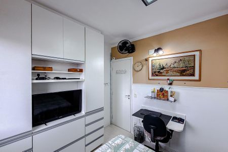 Apartamento à venda com 90m², 2 quartos e 2 vagas Apartamento à venda com 90m², 2 quartos e 2 vagasQuarto 1
