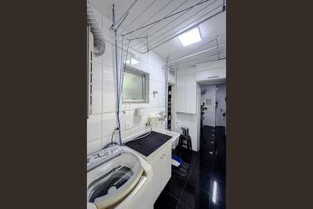 Apartamento à venda com 90m², 2 quartos e 2 vagas Apartamento à venda com 90m², 2 quartos e 2 vagasÁrea de Serviço
