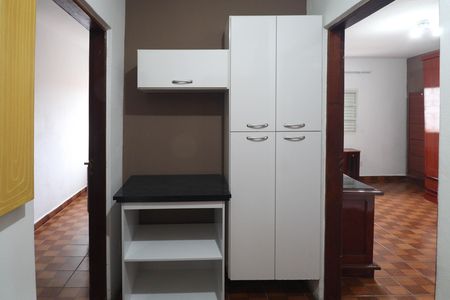 Casa para alugar com 54m², 1 quarto e sem vaga