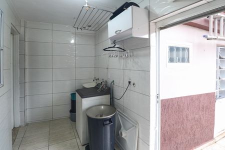 Casa para alugar com 54m², 1 quarto e sem vaga Casa para alugar com 54m², 1 quarto e sem vagaÁrea de Serviço