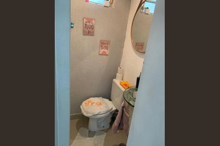 Casa de condomínio para alugar com 110m², 2 quartos e 1 vaga Casa de condomínio para alugar com 110m², 2 quartos e 1 vagaBanheiro