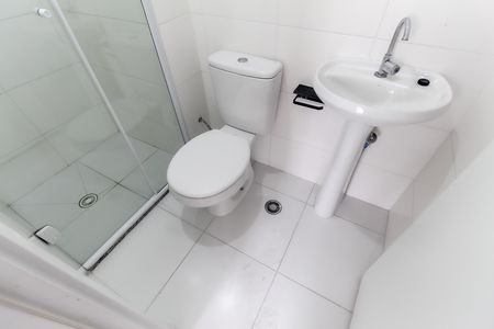 Apartamento para alugar com 32m², 2 quartos e sem vaga Apartamento para alugar com 32m², 2 quartos e sem vagaBanheiro