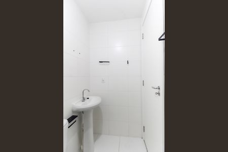 Apartamento para alugar com 32m², 2 quartos e sem vaga Apartamento para alugar com 32m², 2 quartos e sem vagaBanheiro