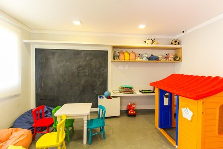 Apartamento para alugar com 32m², 2 quartos e sem vaga Apartamento para alugar com 32m², 2 quartos e sem vagaÁrea Comum