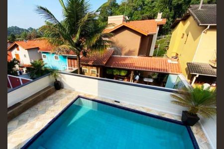 Casa à venda com 250m², 3 quartos e 5 vagas