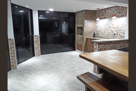 Casa à venda com 250m², 3 quartos e 5 vagas