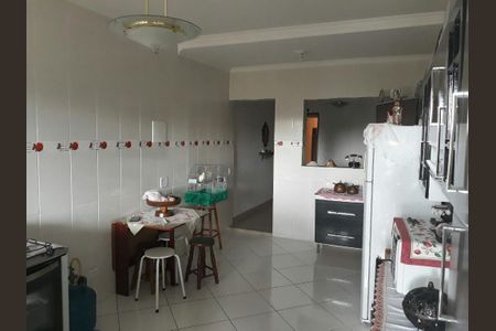 Casa à venda com 3 quartos, 115m² em Jardim Monte Alegre, Taboão da Serra