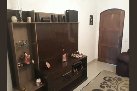 Casa à venda com 115m², 3 quartos e 1 vaga