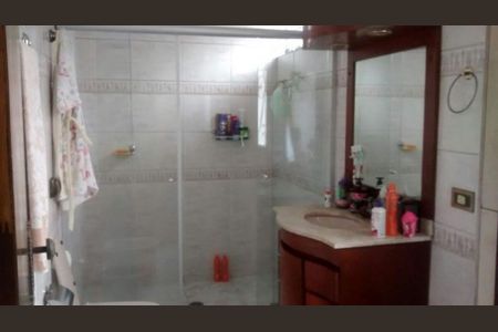 Casa para alugar com 300m², 4 quartos e 2 vagas