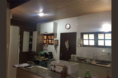Casa à venda com 825m², 5 quartos e 5 vagas