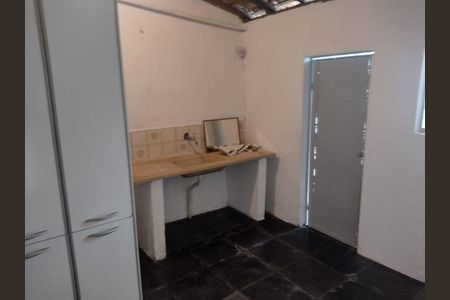 Casa à venda com 2 quartos, 238m² em Vila Sonia, São Paulo