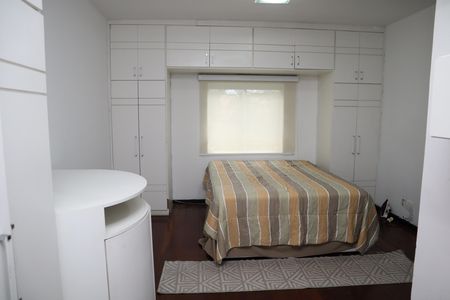 Casa de condomínio para alugar com 525m², 3 quartos e 6 vagasquarto 4