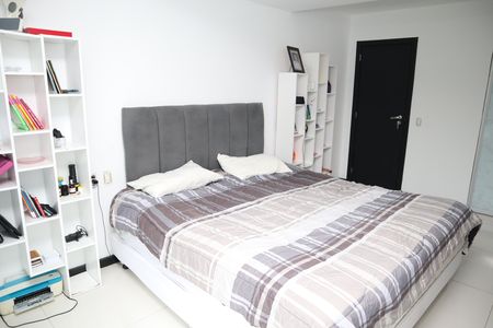 Casa de condomínio para alugar com 525m², 3 quartos e 6 vagasquarto 2